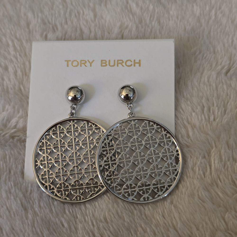 Tory Burch Logo Perforated Silver-Tone Drop Earrings – NWT